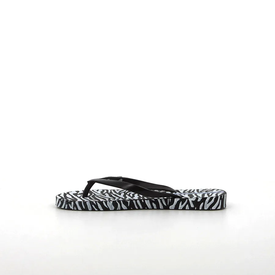 ANIMAL CHIC BLACK WHITE