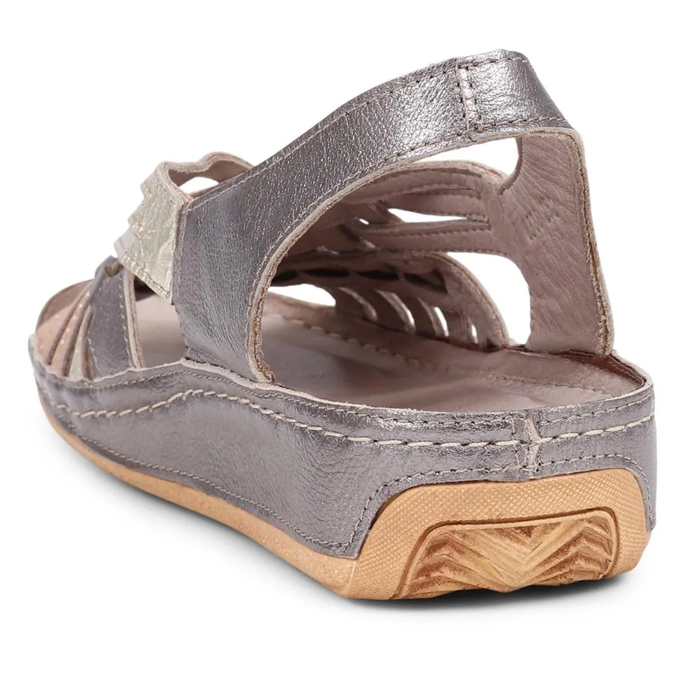 Soft Leather Slip-On Sandals - KARY39009 / 325 512